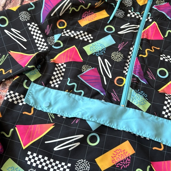 Super Massive Windbreaker Jacket Size Medium - Picture 4 of 12